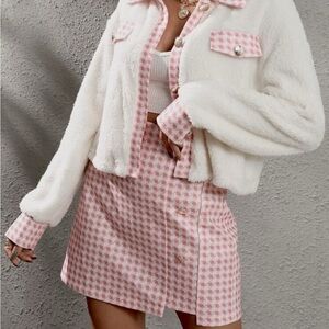 Chic Women's Cream and Pink Teddy Jacket
